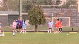 HLV Okiyama Masahiko bắt đầu hành trình mới cùng đội tuyển U17 nữ Việt Nam