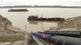 Chuẩn bị lấy nước từ hồ chứa sản xuất vụ Đông Xuân