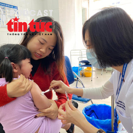 Trời nồm ẩm, dễ phát sinh dịch bệnh nếu không tiêm chủng đầy đủ
