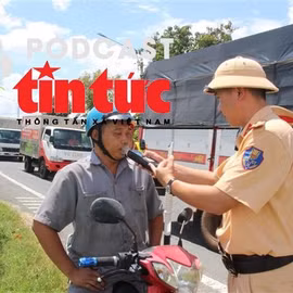 Bác sĩ ơi: Sau khi uống rượu bao lâu có thể yên tâm lái xe