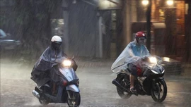 Thời tiết tuần 15 - 21: Nhiều khu vực có mưa dông, khả năng xuất hiện áp thấp trên Biển Đông