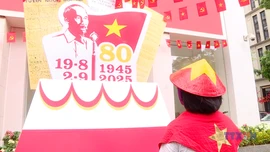 Cuộc gặp gỡ giữa mùa thu Hà Nội