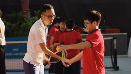 Học sinh Hà Nội thích thú với pickleball