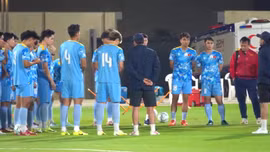 U23 Việt Nam làm quen với điều kiện thi đấu tại Saudi Arabia