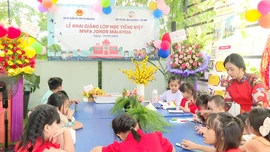 Thông điệp lịch sử: Ngôn ngữ là hồn cốt của dân tộc