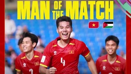 Trung vệ Hiểu Minh: 'Quân bài' lợi hại trong tay HLV Kim Sang Sik