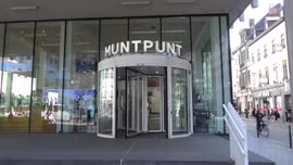 Nỗ lực đưa sách Việt vào thư viện Bỉ