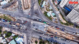 Sau hơn hai năm khởi công, dự án xây dựng nút giao An Phú, thành phố Thủ Đức (TP Hồ Chí Minh) đã đạt hơn 60% tổng khối lượng. 