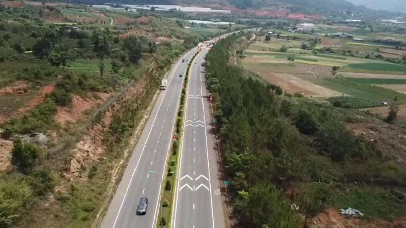 Đề Xuất Đầu Tư Hơn 279 Tỷ Đồng Xây Dựng Đường Gom Dọc Tuyến Cao Tốc Liên Khương - Prenn 2 cao tốc