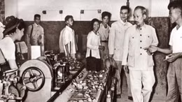 Học Bác mỗi ngày: 'Nhiệm vụ của khoa học, kỹ thuật là cực kỳ quan trọng'