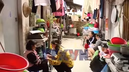 Xóm chạy thận chờ ngày bầu cử