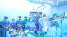 Những nghĩa cử cao đẹp và sự hồi sinh kỳ diệu