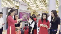 100.000 đồng và niềm tự hào về Tổ quốc