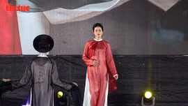 'Nghìn năm nước chảy' đoạt giải nhất cuộc thi Thiết kế Áo dài 2025