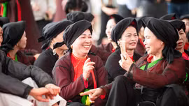 Hậu trường 'Bắc Bling' tham gia cùng danh hài Xuân Hinh của Hòa Minzy