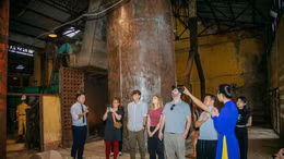 Lạ mắt với nhà máy chè cổ tại Lâm Đồng