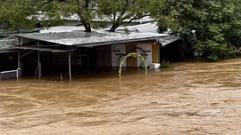 Đà Nẵng đảm bảo an toàn cho người dân vùng ngập lũ