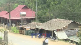 Người dân vùng lũ ở Thanh Hóa chuẩn bị đón Tết