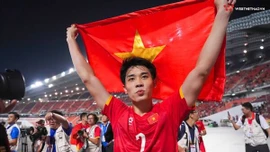 HLV Kim Sang Sik chờ đợi Đình Bắc sẽ ra nước ngoài thi đấu