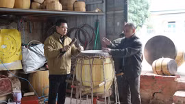 Giữ gìn và phát triển nghề trống Đọi Tam