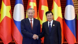 Việt Nam - Lào: 'Hữu nghị vĩ đại, đoàn kết đặc biệt, hợp tác toàn diện, gắn kết chiến lược'