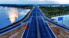 Tiêu điểm kinh tế tuần: Đại công trường 19/12