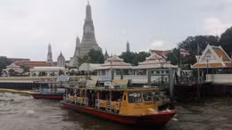 Bangkok phát triển buýt đường sông giảm tắc đường
