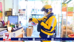 Câu chuyện phòng dịch của các shipper