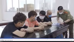 Buộc xuất cảnh về nước 4 người Trung Quốc
