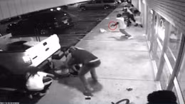 Mỹ công bố video nghi phạm vụ Ferguson sử dụng súng