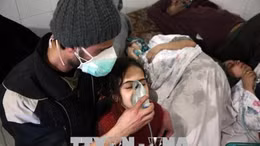 Hình ảnh đau lòng từ vụ tấn công nghi dùng vũ khí hóa học ở Đông Ghouta, Syria