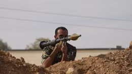 Xem quân đội Syria dội bom phiến quân