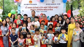 Học Bác mỗi ngày: Tiếng Việt - điểm tựa kết nối kiều bào với quê hương